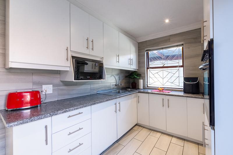 To Let 3 Bedroom Property for Rent in Northpine Western Cape